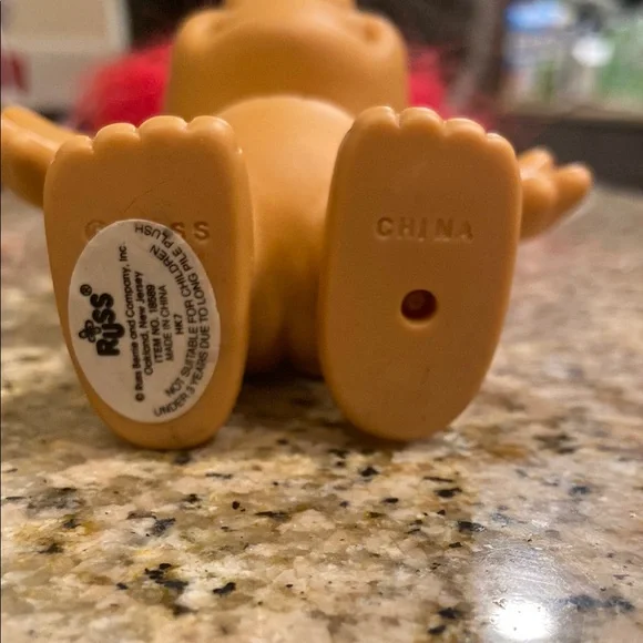 Russ Troll Doll with Red Hair Iconic Collectible - Picture 3 of 3